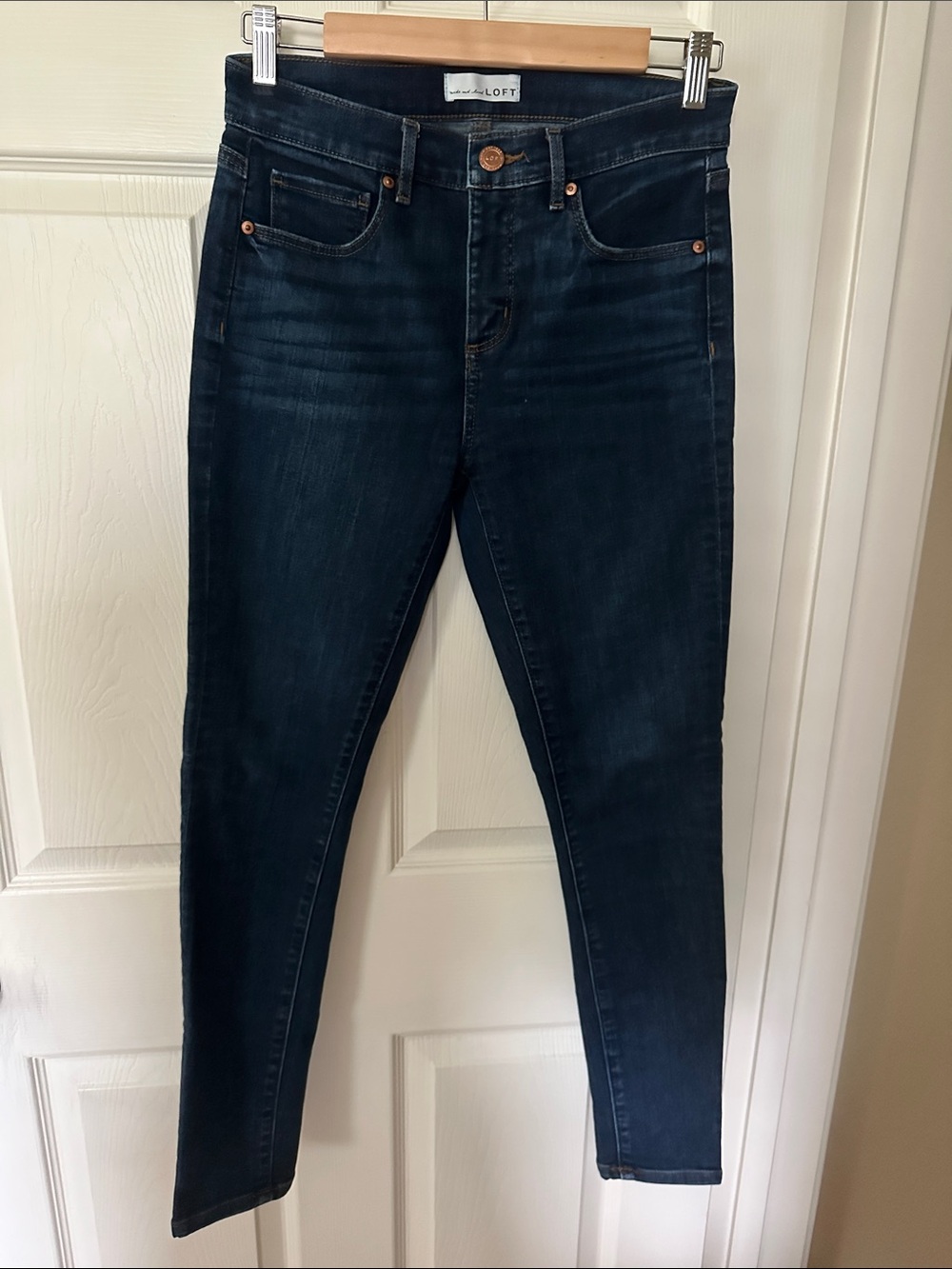 LOFT - Dark Indigo Skinny Jeans - Size 27/4